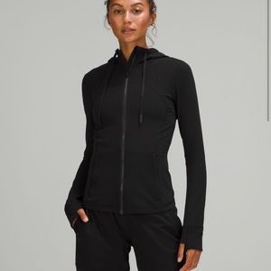 Lululemon define jacket “nulu”